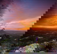 Glass House Mountains - Perths Hotel