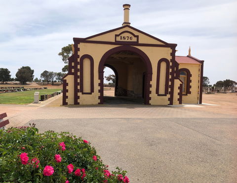 Kadina Cemetery - Perths Hotel 0
