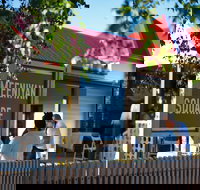 Meeniyan Square - Perths Hotel