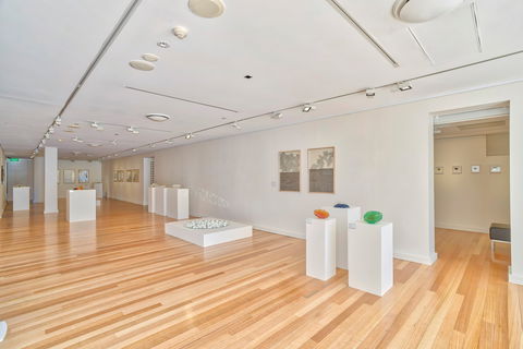 Redland Art Gallery - Perths Hotel 1