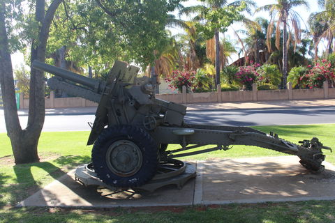 War Gun Trophy - Perths Hotel 1