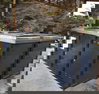 Whitemark Foreshore Picnic Area - Perths Hotel