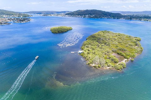 Australian Pearl Experience & Kangaroo Encounter Day Trip From Sydney - Perths Hotel 5