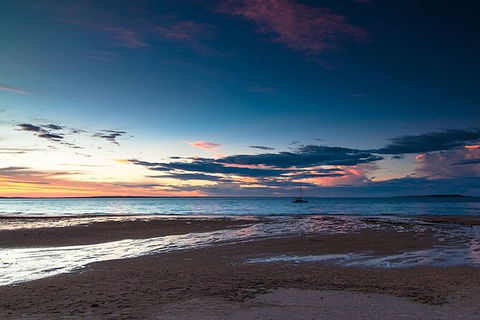 Bareboat Hire - Cattitude 7 Nights - Perths Hotel 1