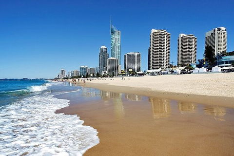 Gold Coast Airport Transfers : Gold Coast City To Airport OOL In Luxury Van - Perths Hotel 5