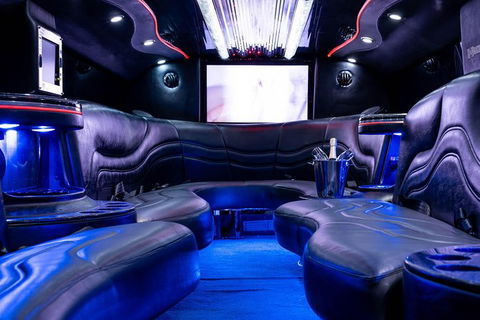 Hummer Limousine - Perths Hotel 2