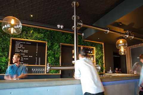 Mt. Wellington Morning Hike + Afternoon Beer & History Walk - Perths Hotel 15