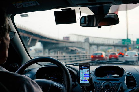 Private Airport Transfer: From Melbourne To Tullamarine Airport (MEL) - Perths Hotel 9