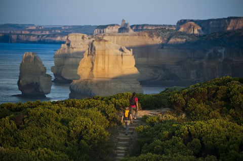 Great Ocean Road Walk & 12 Apostles Private Luxury Tour - 3 Days - Perths Hotel 0