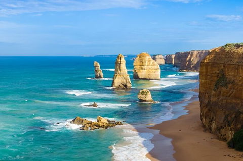 LGBT+ Friendly 3 Day Private Tour Great Ocean Road + Phillip Island - Perths Hotel 1