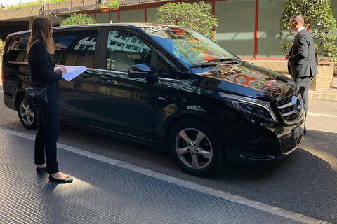 Arrival Private Transfer Melbourne Airport MEL To Melbourne City By Luxury Van - Perths Hotel 3