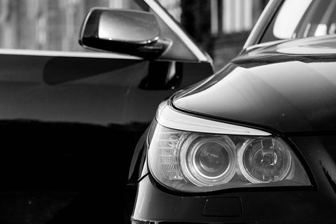 Departure Private Transfer Melbourne City To Melbourne Airport MEL Business Car - Perths Hotel 1