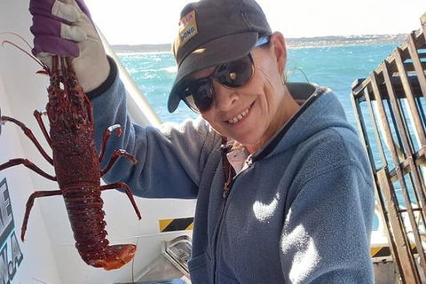 Lobster Fishing Tour At Geraldton - Perths Hotel 2