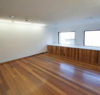 Raglan Street Gallery - Perths Hotel