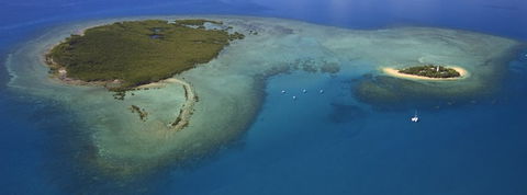 Aquarius Luxury Sailing - Perths Hotel 4