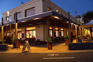 Amello - Perths Hotel 0
