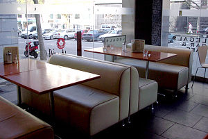 Legals Cafe And Bar - Perths Hotel 0