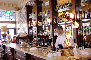 Madame SouSou - Perths Hotel 0