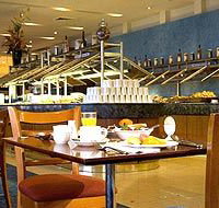 Nell's Cocktail Lounge - Perths Hotel