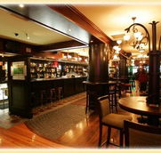Waxy's Irish Pub - Perths Hotel
