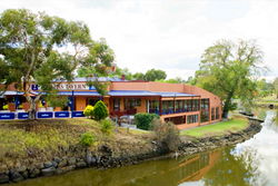 Maribyrnong VIC Perths Hotel