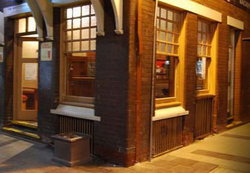 The Hampshire - Perths Hotel 1