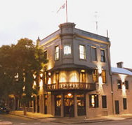 Australian Youth Hotel - Perths Hotel