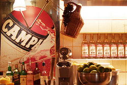 Melbourne Wine Room - Perths Hotel 3