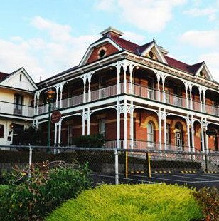 Heidelberg VIC Perths Hotel