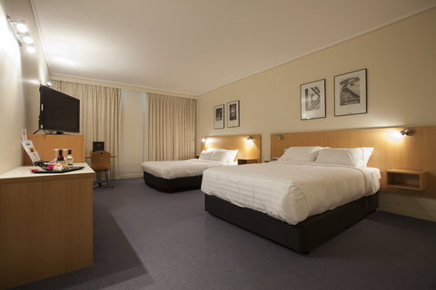 Dingley International Hotel - Perths Hotel 2