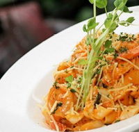 Toscanis Cafe Bar Restaurant