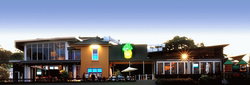 The Pineapple Hotel - Perths Hotel 0