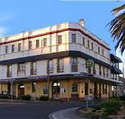The Grand Hotel - Kiama - Perths Hotel