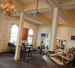 Melbourne Hotel Perth - Perths Hotel 2