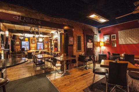 The Fox Hotel - Perths Hotel 3