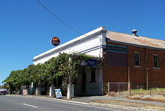 Red Hill Hotel - Perths Hotel 0