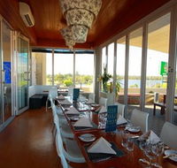 Red Cray Seafood  Grill Restaurant - Perths Hotel