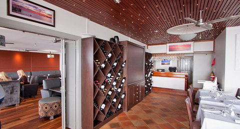 Emmas On The Boardwalk - Perths Hotel 4