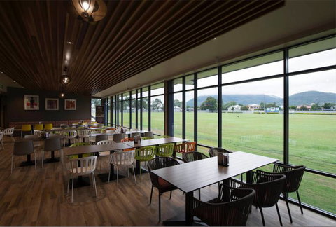 Tea Tree Gully Golf Club - Perths Hotel 4