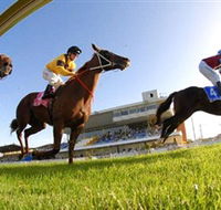 Wyong Race Club - Perths Hotel