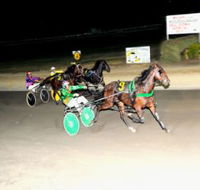 Bathurst Harness Racing Club - Perths Hotel