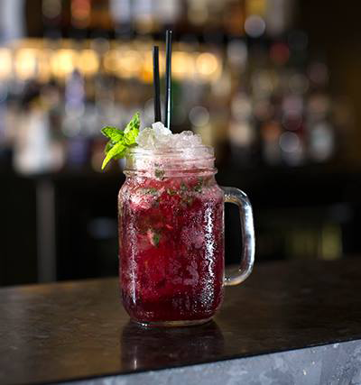 Walrus Social House - Perths Hotel 2