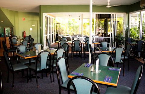 KBR’s Licensed Restaurant - Perths Hotel 1