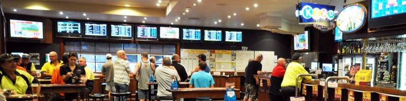 Ashmore City QLD Perths Hotel