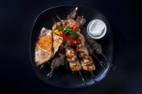Zahli Modern Middle Eastern Restaurant - Perths Hotel 7