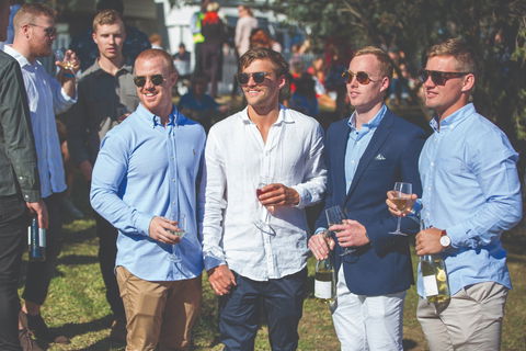 Lovedale Long Lunch - Perths Hotel 1