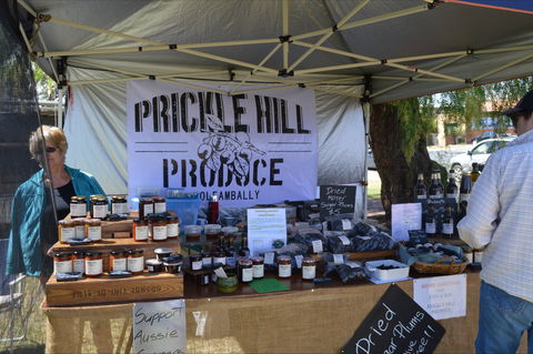 Naponda Farmers Market - Perths Hotel 2