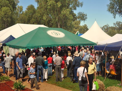 Nosh Narrabri - Perths Hotel 1