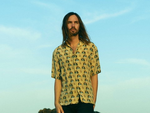 Tame Impala - Perths Hotel 0