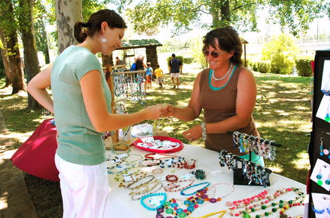 Coonabarabran Townlife Markets - Perths Hotel 0